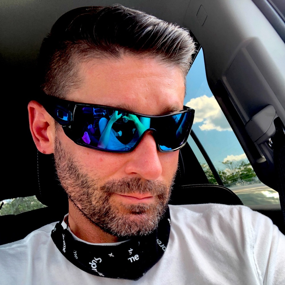 Meet your Posher, Joshua